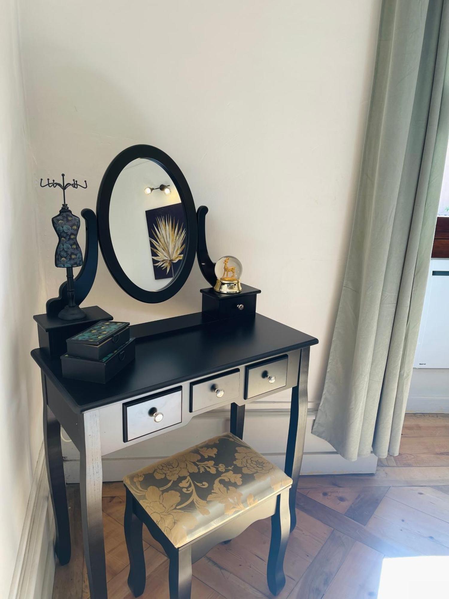Maison Gabriel - Logement Charmant Au Coeur De La Cite Medievale - T3 75M2 Albertville Eksteriør billede