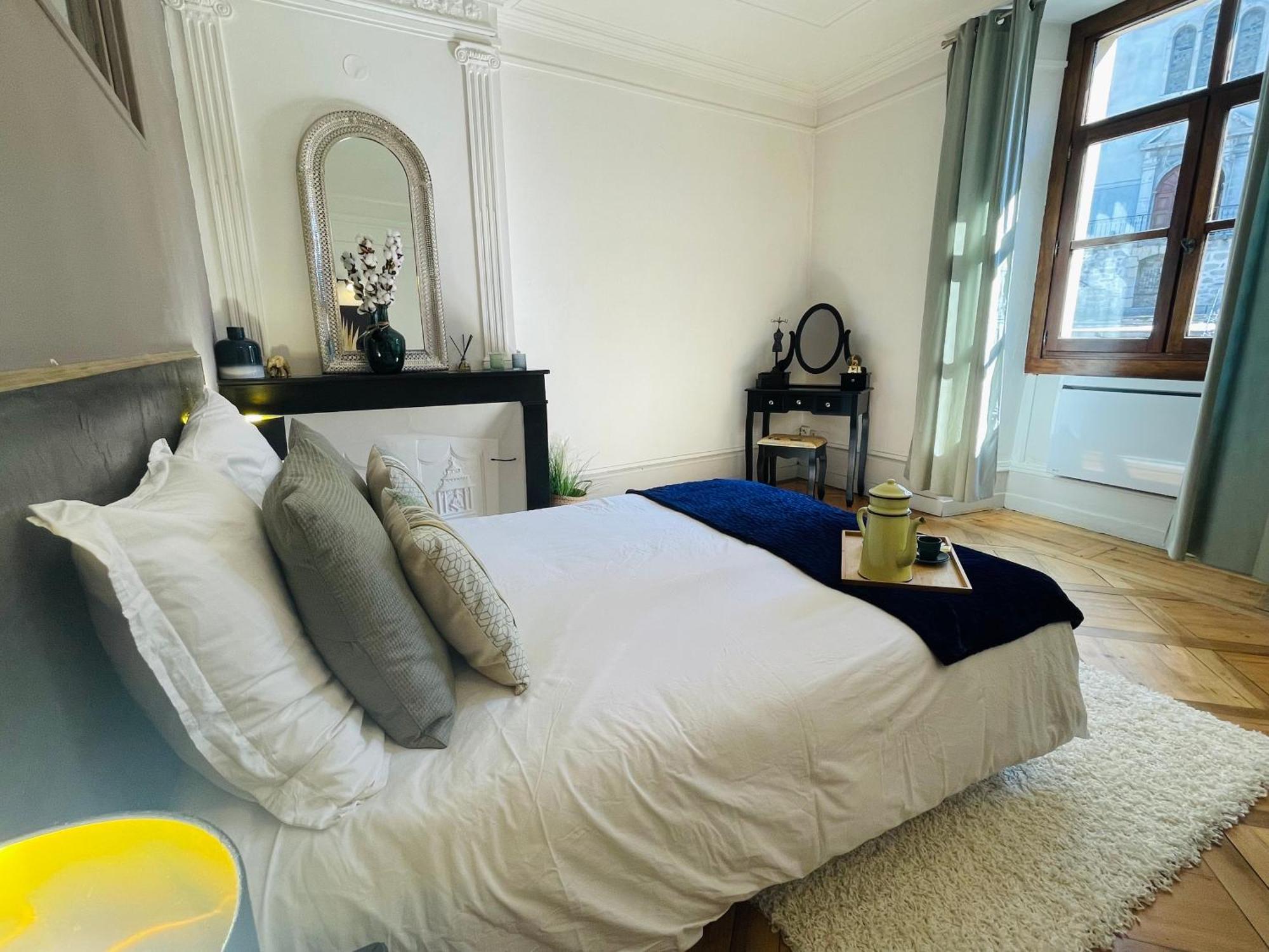Maison Gabriel - Logement Charmant Au Coeur De La Cite Medievale - T3 75M2 Albertville Eksteriør billede
